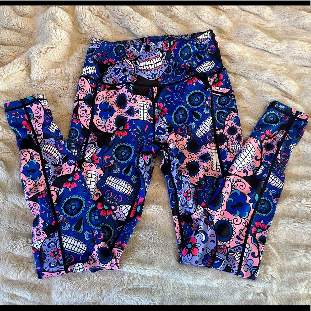 Rare CVG Constantly Varied Gear retired Sugar Skull full leggings XS